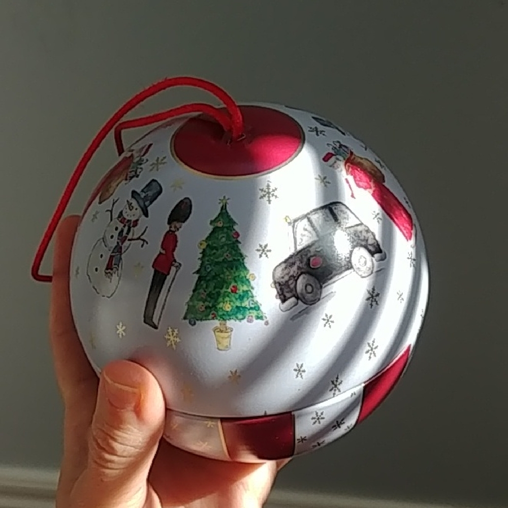 🗝FREE Tin Ball Christmas Ornament